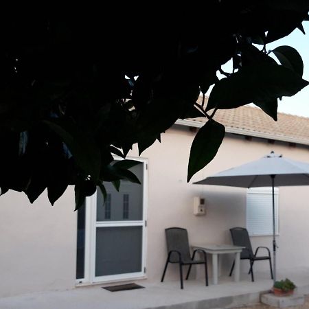 Apartments Dimitra Kanallaki Екстер'єр фото