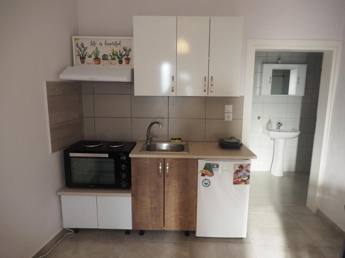 Apartments Dimitra Kanallaki Екстер'єр фото