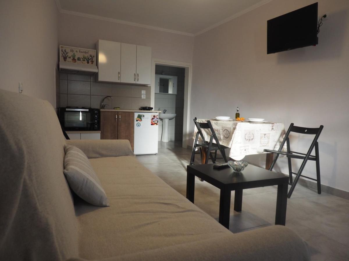 Apartments Dimitra Kanallaki Екстер'єр фото